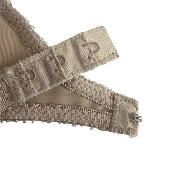 Vintage 70s Van Raalte for Gimbel's Coquette Soft Beige Wireless Bra Size 34B - Picture 7 of 8